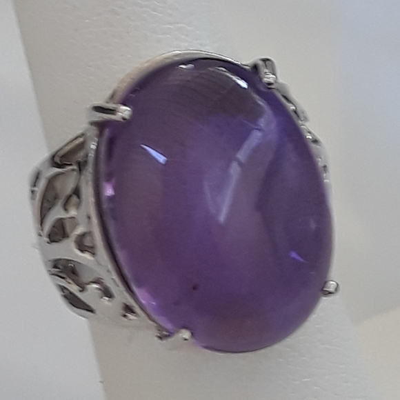 Round Cabochon Natural Amethyst Silver Cocktail Ring - Picture 6 of 6